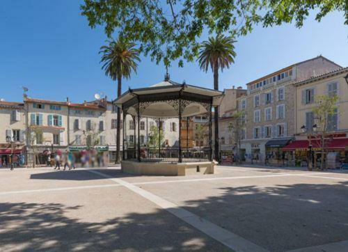 Appartement Vieil Αντίμπ Εξωτερικό φωτογραφία